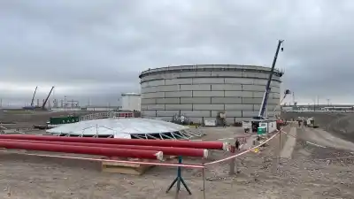 El gigante flotante que suelda bajo el agua el futuro del petróleo argentino