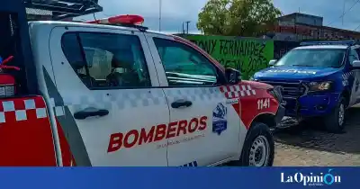 Encendió una fogata a metros del aula: el humo negro puso en alerta a todo el barrio