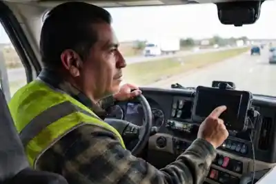 El aumento que esperaban los camioneros ya está confirmado: cuánto cobran en octubre