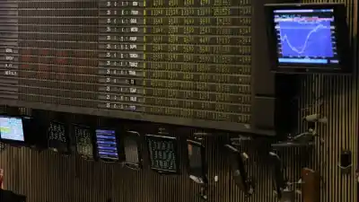 El efecto Brasil se apagó en dos ruedas: los bonos argentinos volvieron a caer y el riesgo país ya toca los 595 puntos