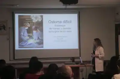 El truco casero que usan en el Madariaga para evitar cirugías complejas en pacientes con ostomas