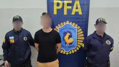 Allanaron la celda de Andrés Lux en la cárcel de Pérez y un familiar terminó entregándose