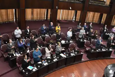 El proyecto que pone al agua en el centro de la escena: 24 a 11 y la pelota pasa al Senado