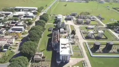 YPF y TotalEnergies sellaron un acuerdo por la biorrefinería de San Lorenzo: la cifra que mueve el proyecto