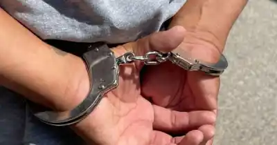 Se escapó de la Brigada de Investigaciones y lo fueron a buscar a un barrio: no llegó lejos