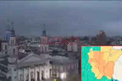 Ráfagas de más de 90 km/h y granizo: la alerta naranja que no da tregua en Entre Ríos