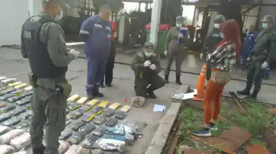 En un horno pirolítico de Tucumán, Gendarmes incineraron 422 kilos de droga