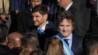 Pullaro desafía a Milei: Santa Fe tendrá PASO y votará en un mes inesperado