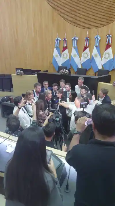 El peronismo cerró la Legislatura por segunda vez y la oposición apuntó contra Ferrero