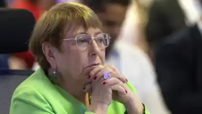 Bachelet dejó la puerta abierta a un tercer mandato y lanzó una frase que sacude a Chile