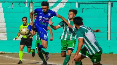 El Azul no juega en su cancha y el Puyutano viaja: los días y horarios de los mata-mata