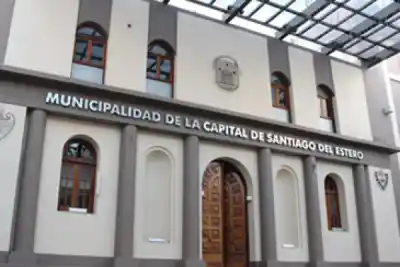 Cine mudo, música en vivo y una película de 1922: el plan gratuito que llega al patio de la Municipalidad