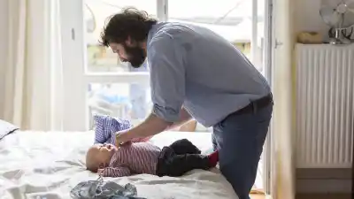 El 68% de los varones argentinos quiere ser padre, pero solo un 21% se hace cargo del día a día