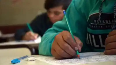 Con 13 años, Uriel aún no puede escribir un alias: la historia que su mamá decidió contar