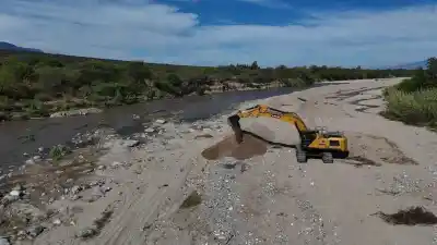 Catamarca se blinda ante El Niño: 20 máquinas y un plan puerta a puerta en la Capital