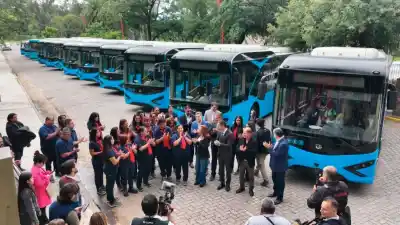 Una flota silenciosa y exclusiva revoluciona el transporte público: ¿qué cambia para los vecinos?