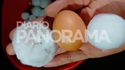 El granizo sorprendió a Real Sayana en plena noche y los vecinos ya filman lo que ven