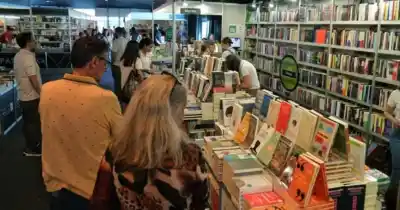 Marcela Ternavasio abre la Feria del Libro de Rosario con un discurso que apunta a la "batalla cultural"