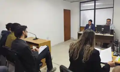 Golpearon la puerta a patadas y atacaron a una pareja: la Justicia ya tomó una decisión