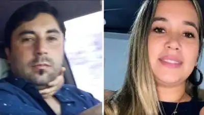 Lo hallaron escondido bajo una cama tras el crimen de su pareja: lo que descubrieron después cambió la investigación