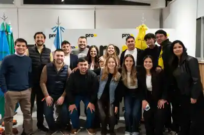 Mendoza metió tres nombres en la nueva mesa nacional de la Juventud PRO: quiénes son