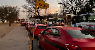 Taxistas y remiseros de Salta: desde el viernes no podrán mostrar esto en sus vehículos