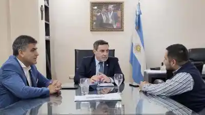 Cinco minutos por semana: la clave que piden en Tucumán para frenar al mosquito