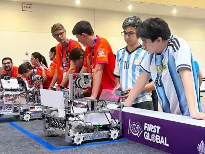 Los pibes neuquinos que compiten en el mundial de robótica en Corea del Sur: lo que hicieron para llegar
