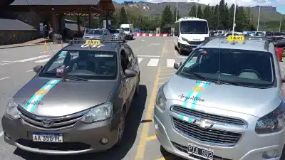 Los taxis de San Martín de los Andes perdieron la mitad de los viajes y ahora van por Uber y Didi