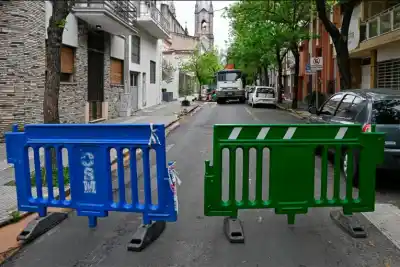Seis barrios de Paraná respiran: el agua vuelve de a poco y las calles se liberan