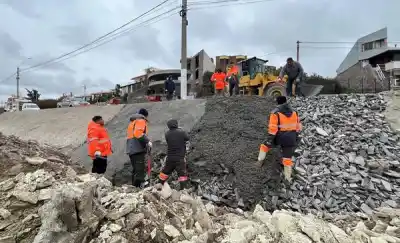 El muro de la costanera norte que resistió los oleajes más duros entra en su tramo final