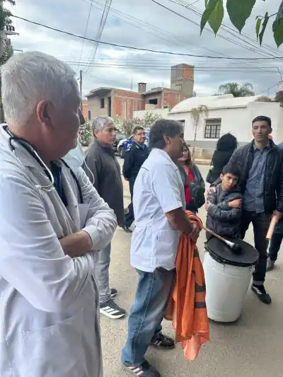 Trabajadores de la salud marcharon en dos ciudades y dejaron un mensaje al gobierno