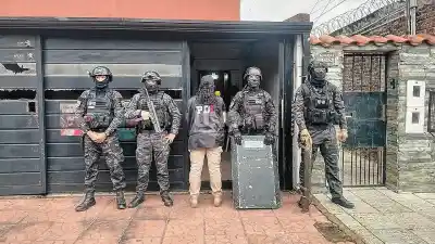 Ofrecía alquileres por Facebook en Santa Fe: lo que encontró la PDI adentro de la casa lo complicó