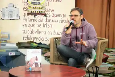 Rosario: presentan un libro que revela cómo se sobrevivía oculto en plena dictadura