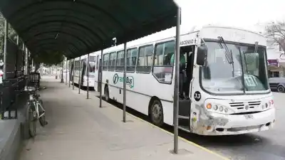Fin de semana largo en Villa María: quiénes se quedan sin colectivo el lunes y a quiénes no les cambia nada