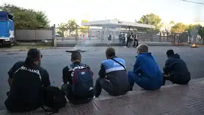 Plazo judicial vence y la empresa anuncia que no pagará: el conflicto laboral que suma 50 días sin solución