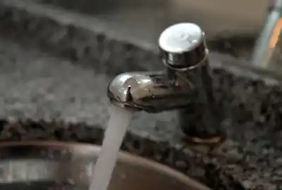 Después de días sin agua en la zona sur de Paraná, una válvula cambió el panorama