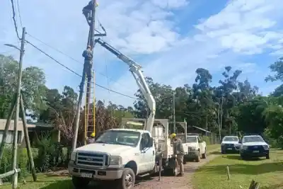 Cortes de luz este sábado en cuatro localidades del interior correntino: a qué hora vuelve el servicio