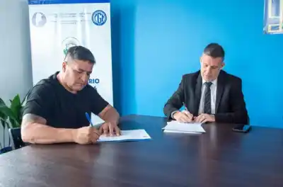 El rector de la Uader se reunió con el jefe del Suoyem: la foto que alimenta la interna de Paraná