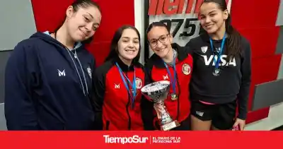 El seleccionado de hockey pista de Santa Cruz volvió a tocar el cielo: cómo hizo historia en Bariloche