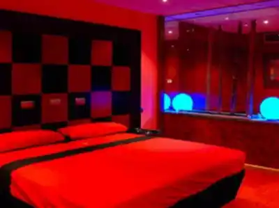 Quedó alojado en un motel por un gesto solidario: la escena que encontraron horas después