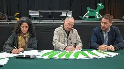 El programa que convierte tapitas en juegos ya tiene 32 escuelas en Paraná