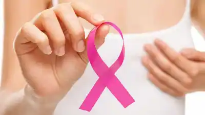 El oncólogo jujeño que dice que hacerse la mamografía en octubre no alcanza