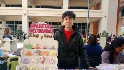 Entregó CV por todos lados y no la llamaban: la ingeniosa salida de Juliana que hoy la hace vender en cada feria