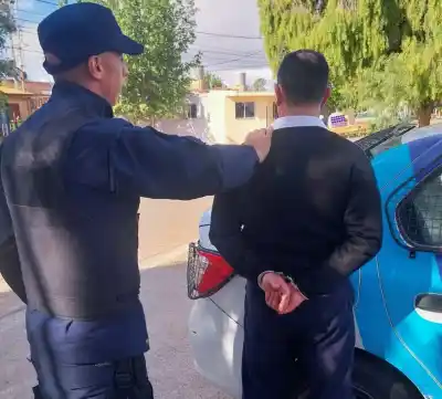 Discusión en una casa del barrio CGT terminó con la policía en la puerta y un demorado