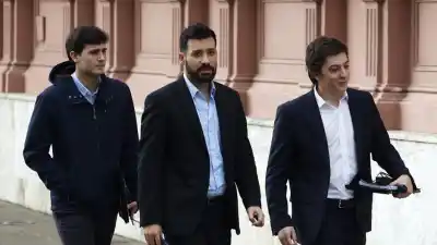Cacace perdió la paciencia en plena reunión y lanzó una amenaza con Bayer que sacude al campo