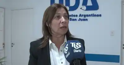Denuncian que en los CENS designan docentes con un simple Word y sin resolución