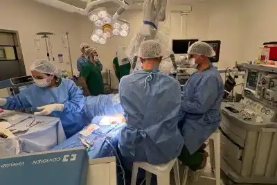 En el Carrillo hicieron algo que nunca habían hecho: reconstruyeron una lengua con tejido del antebrazo