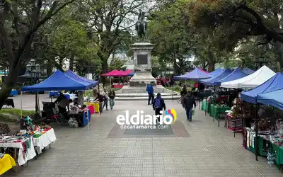 Los feriantes de la Plaza 25 de Mayo respiraron: qué pasará después del Día de la Madre