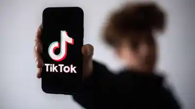 Nueva York acusa a TikTok de dar funciones de seguridad "de mentira" a menores: el dato que complica a la app
